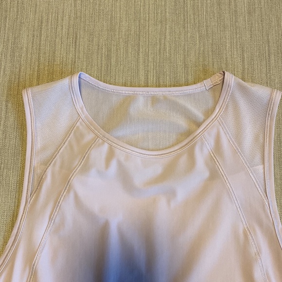 Lululemon Sculpt Tank Top - Picture 4 of 6